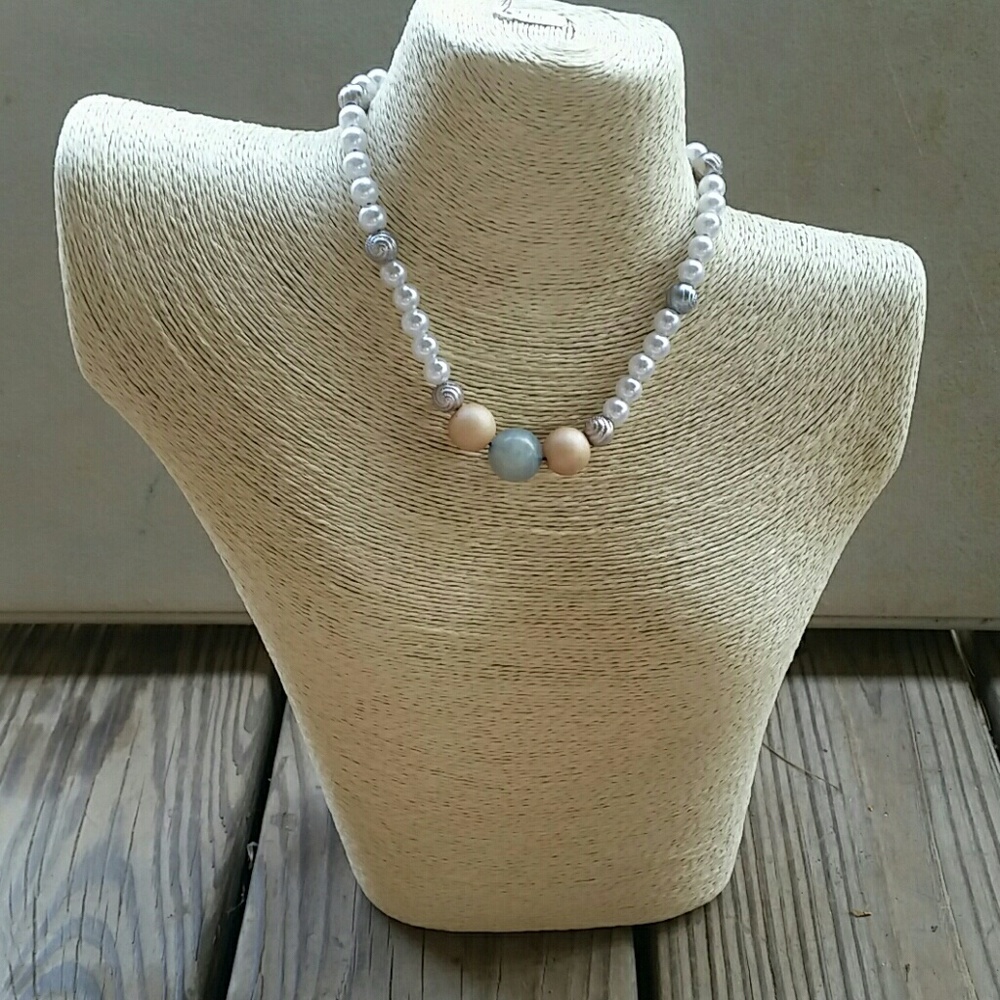 White, blue & sand colored pearls; choker